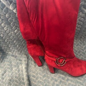 Impo Red Stretch Suede Heeled Boots for Stylish Elegance